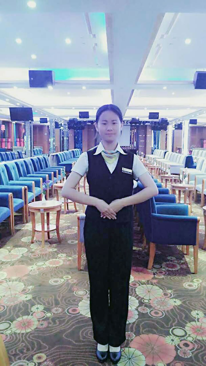 渭南軌道交通運(yùn)輸學(xué)校重慶長江郵輪“總統(tǒng)七號”就業(yè)學(xué)子劉惠