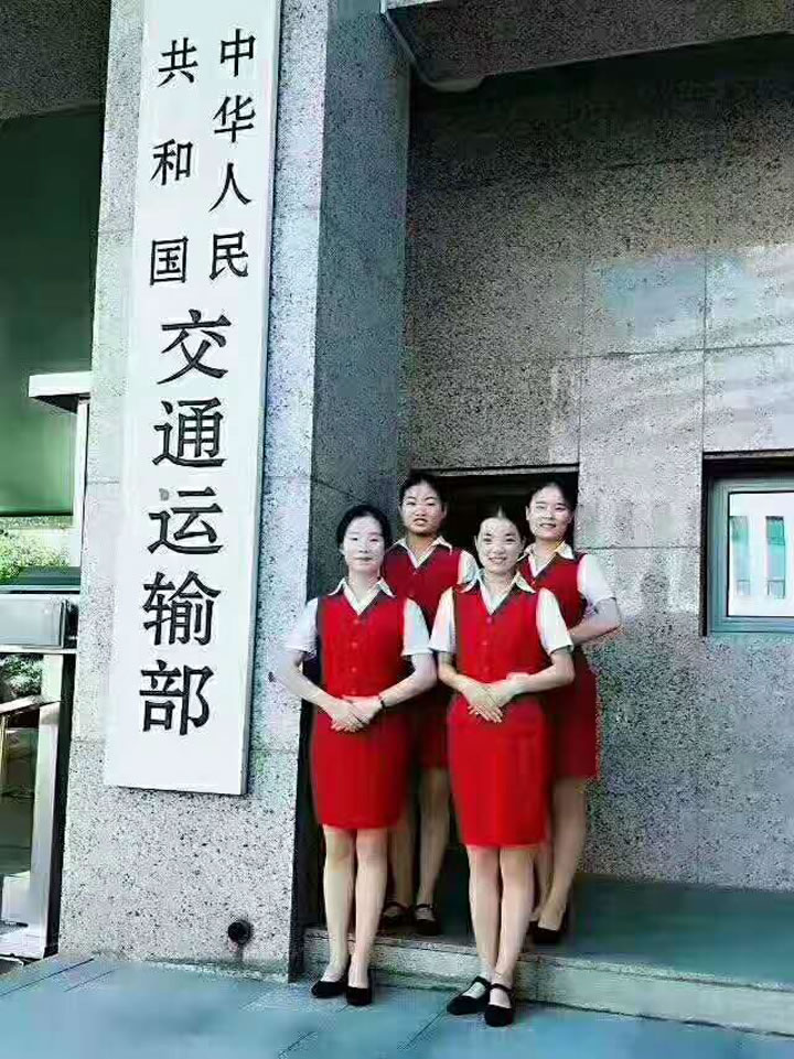 渭南軌道交通運(yùn)輸學(xué)校北京交通運(yùn)輸部直屬機(jī)關(guān)紀(jì)委就業(yè)學(xué)子張晨晨、衛(wèi)芒錦、王世翠、趙津
