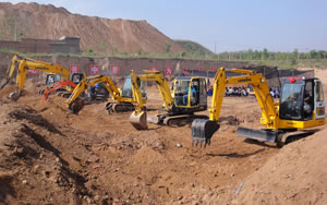 挖掘機(jī)實訓(xùn)基地.jpg