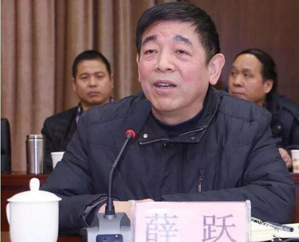 渭南軌道交通學(xué)校弘揚(yáng)勞模精神 全面推動(dòng)學(xué)校建設(shè)